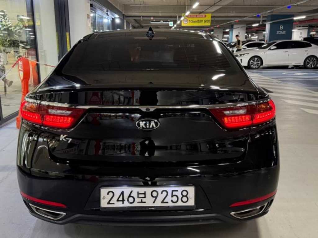 KIA K7 - Vista 5