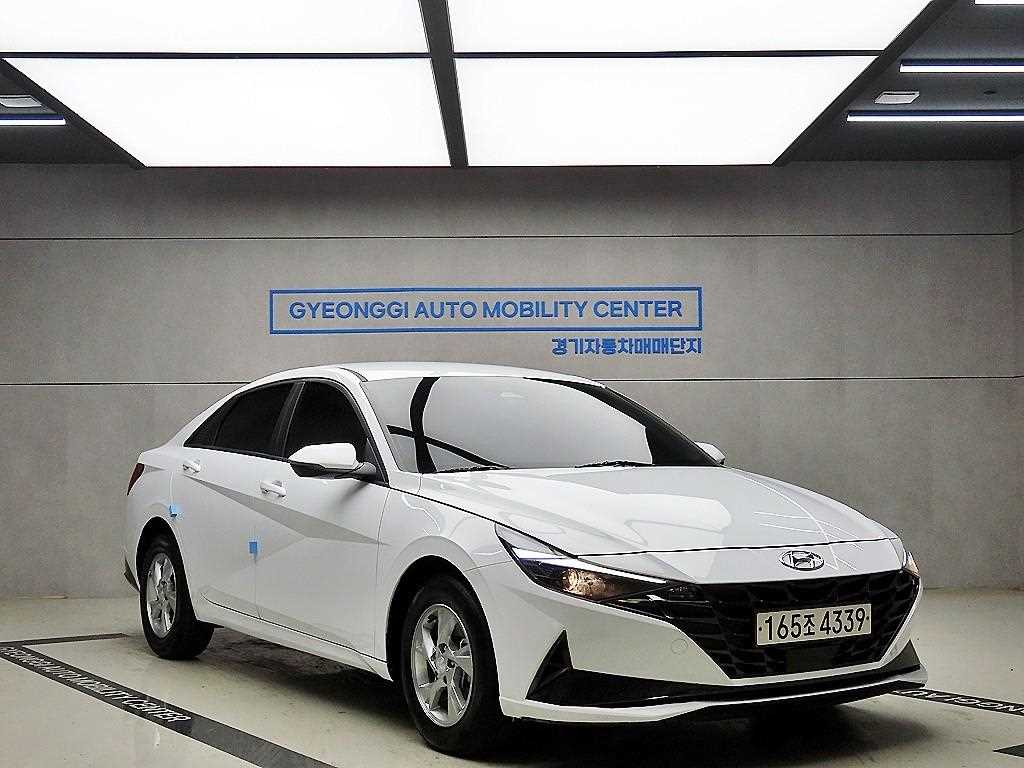 HYUNDAI Avante 2023 Blanco - Importación desde Corea - HF Imports Iquique - Foto 1