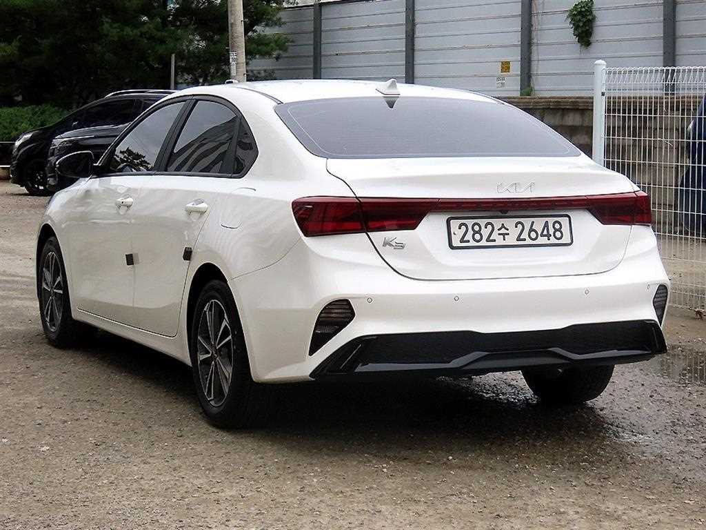 KIA K3 - Vista 3