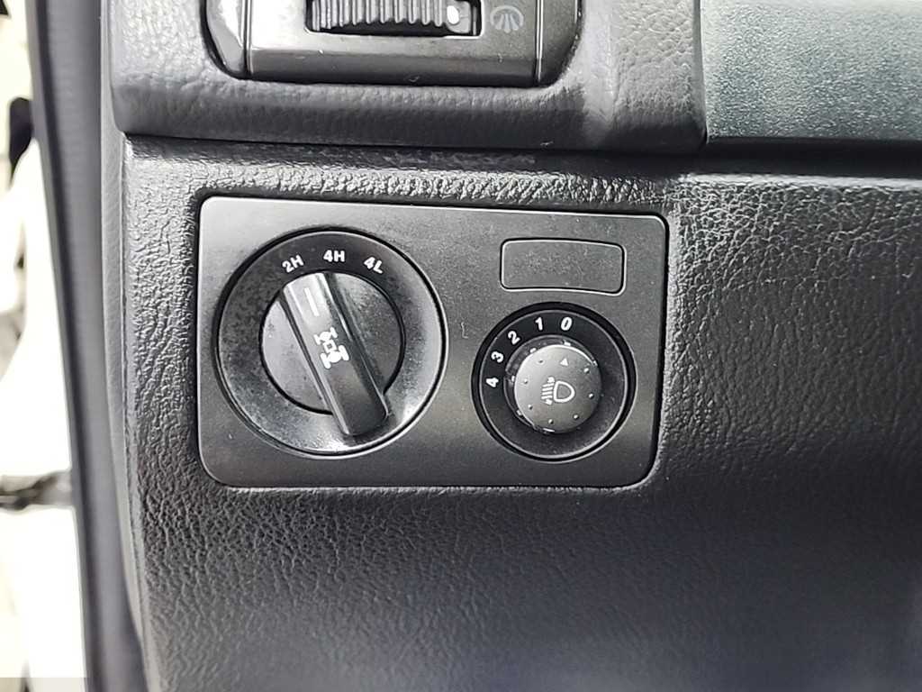 Ssangyong Rexton 2016 Blanco - Importación desde Corea - HF Imports Iquique - Foto 14