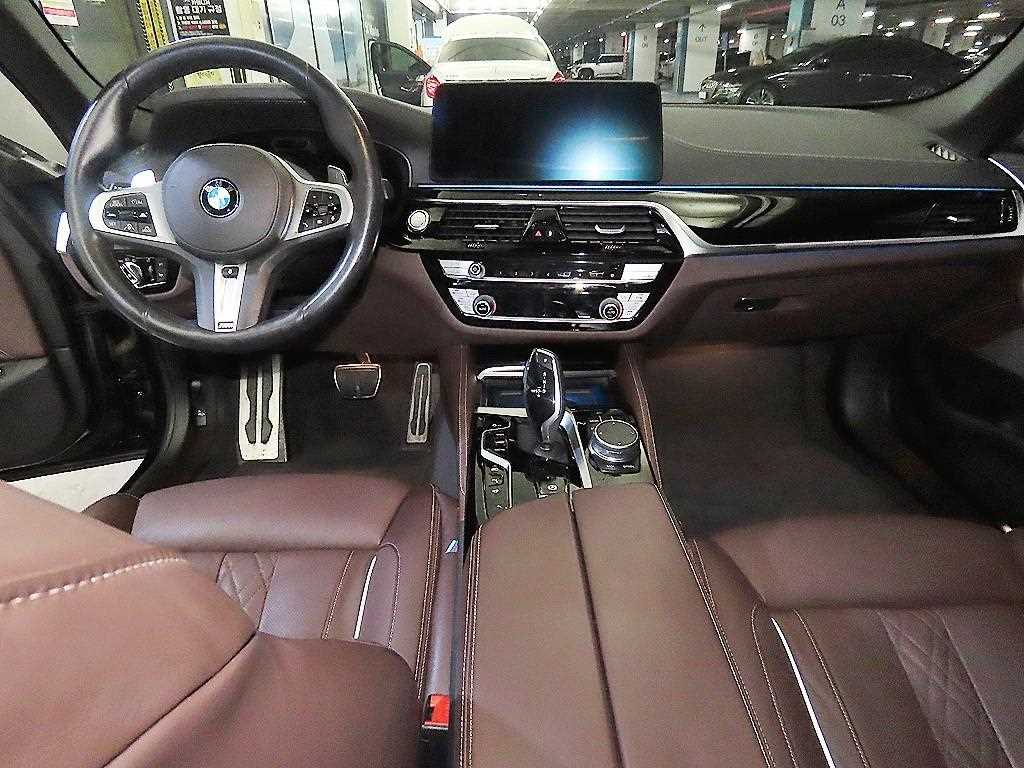 BMW 5 Series - Vista 10