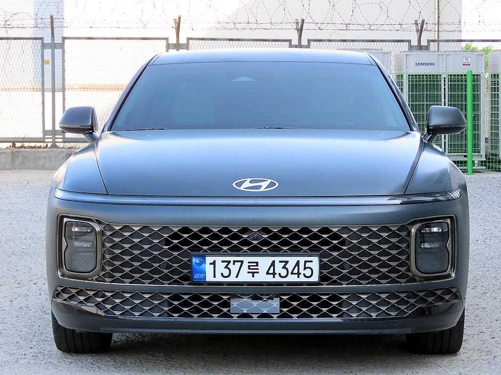 HYUNDAI Grandeur - Vista 2
