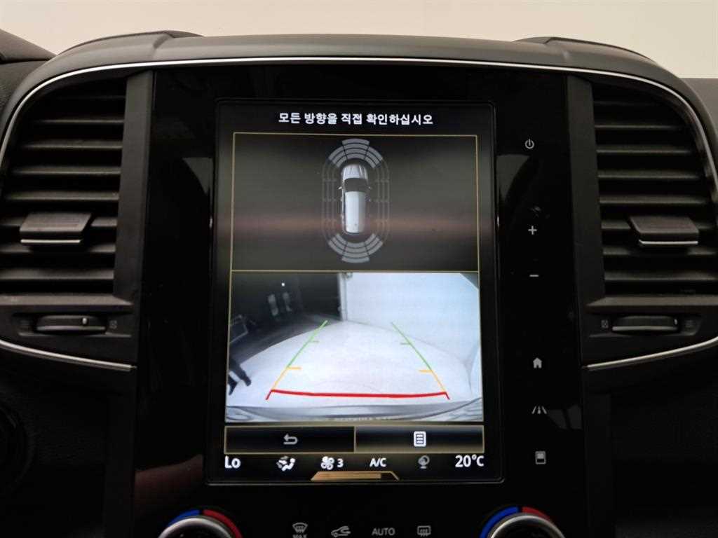 SAMSUNG QM6 - Vista 9