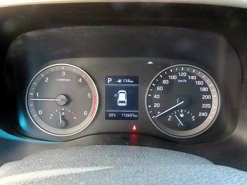 HYUNDAI Tucson - Vista 9