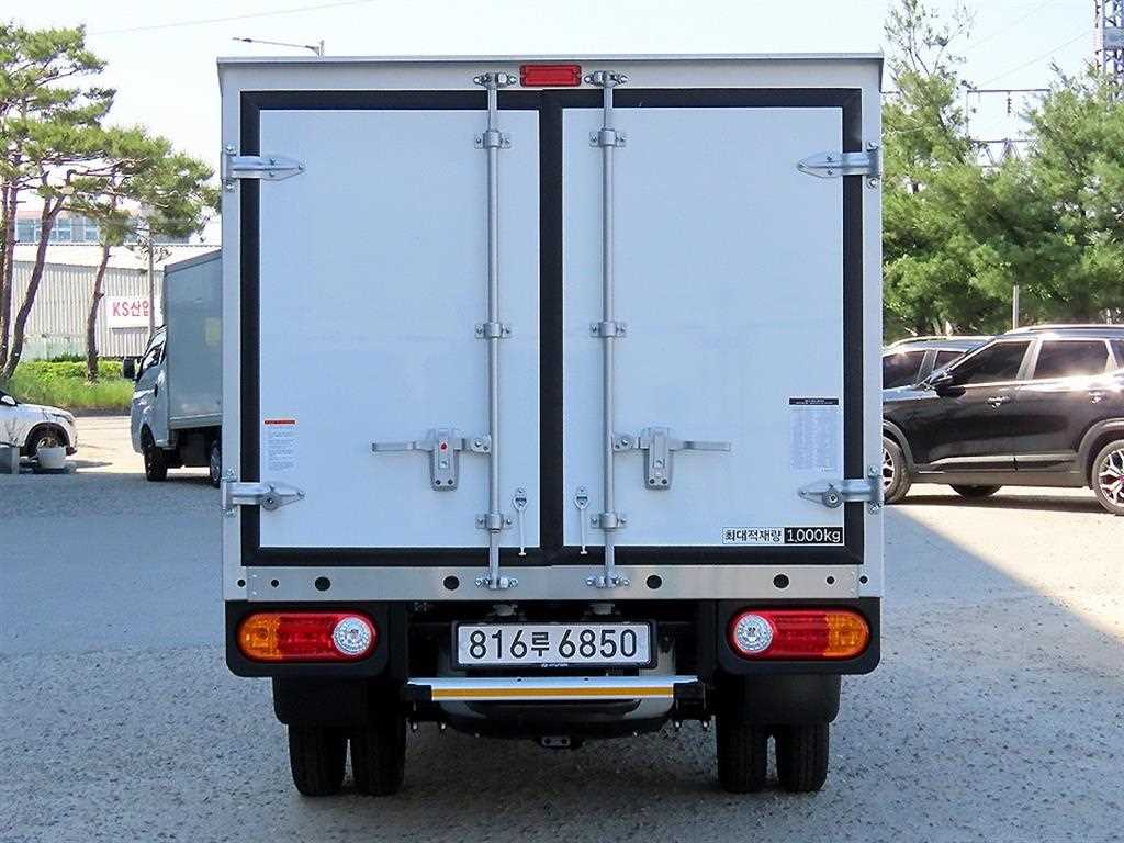 Small Truck Freezer Box(Low Deck) - Vista 4