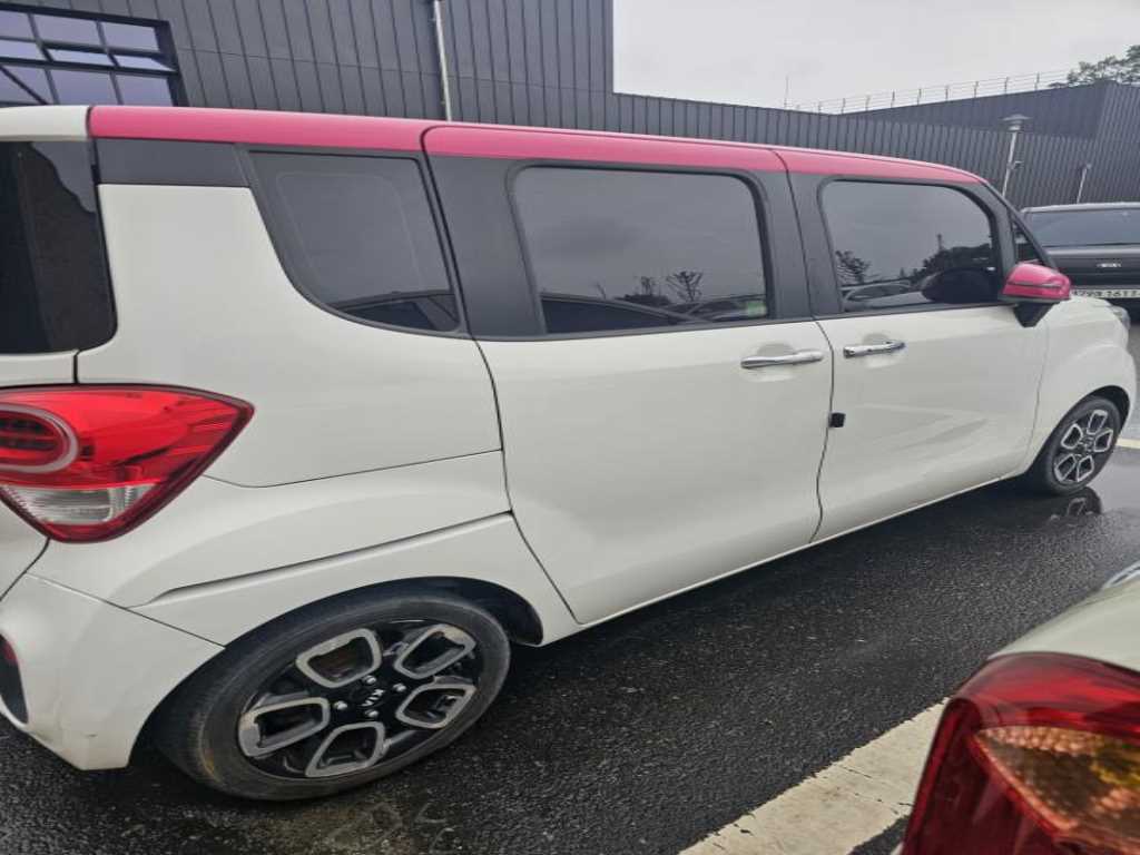 KIA Ray - Vista 4