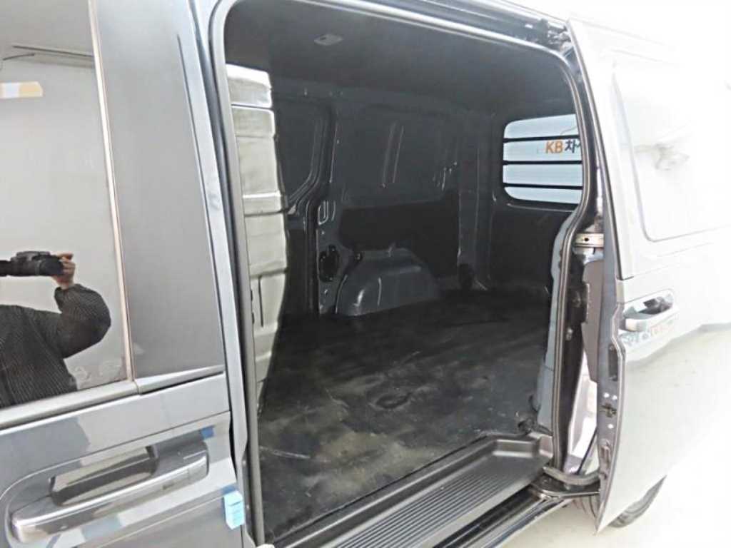 HYUNDAI Staria 2022 - Importación desde Corea - HF Imports Iquique - Foto 20