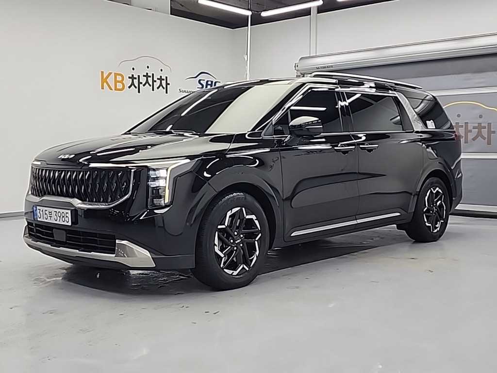 KIA Carnival 2024 Negro - Importación desde Corea - HF Imports Iquique - Foto 1