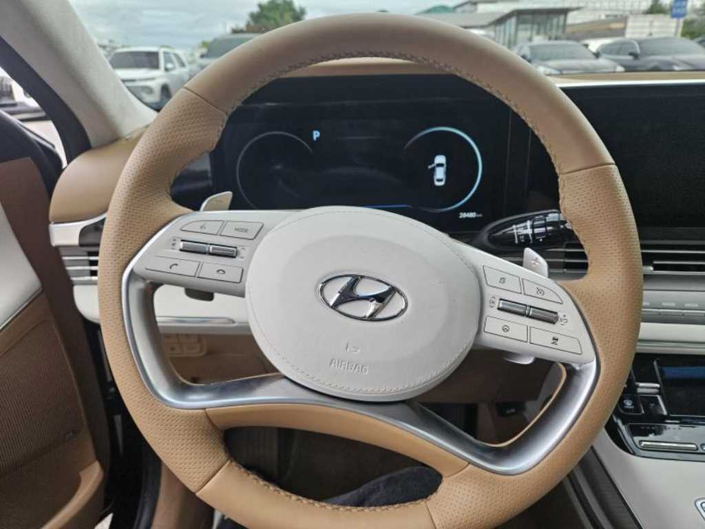 HYUNDAI Grandeur - Vista 8
