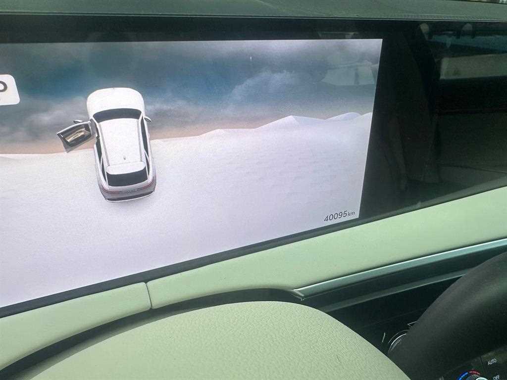Genesis GV70 - Vista 3