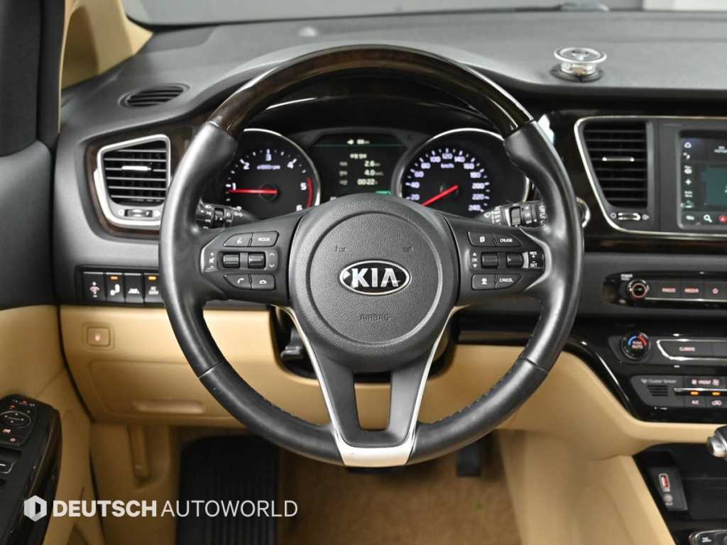 KIA Carnival 2019 Negro - Importación desde Corea - HF Imports Iquique - Foto 13