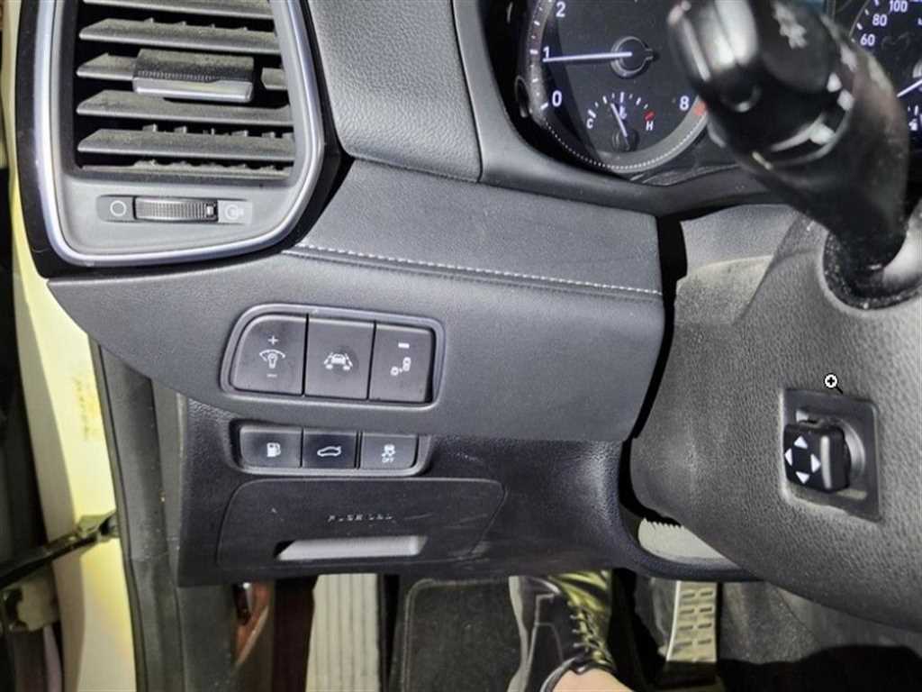 HYUNDAI Grandeur 2017 Blanco - Importación desde Corea - HF Imports Iquique - Foto 17
