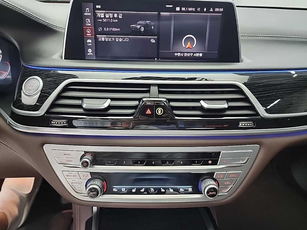 BMW 7 Series - Vista 10