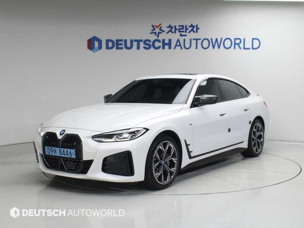BMW i4 2022 Blanco - Importación desde Corea - HF Imports Iquique - Foto 1