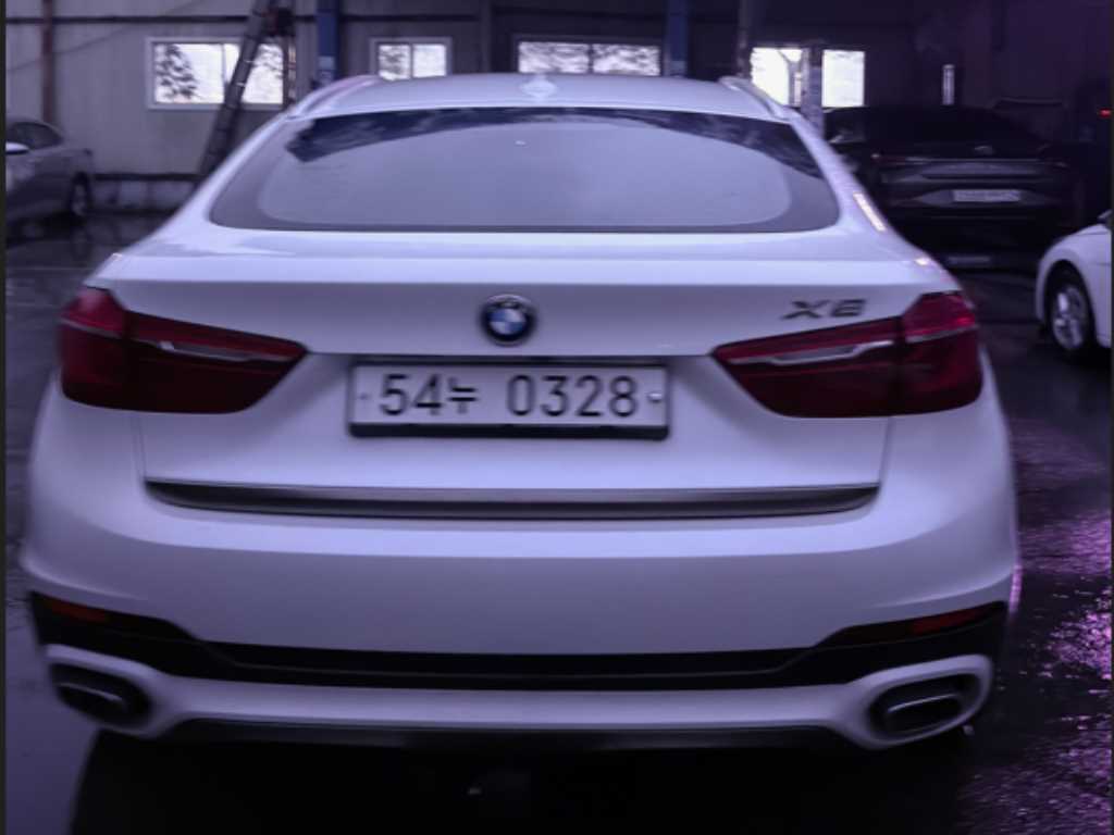 BMW X6 - Vista 5