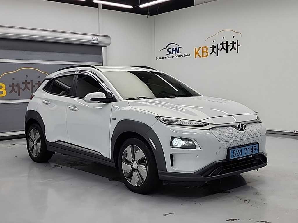 HYUNDAI Kona - Vista 4