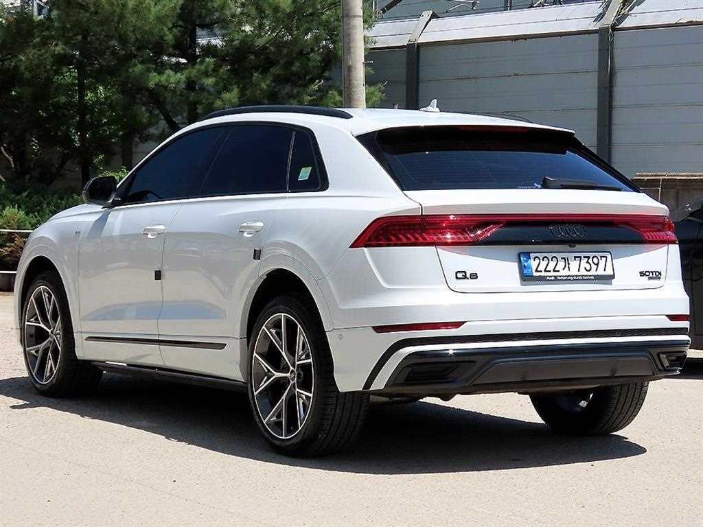 Audi Q8 - Vista 3