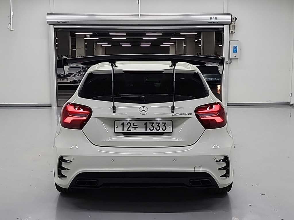 Mercedes Benz A Class - Vista 3