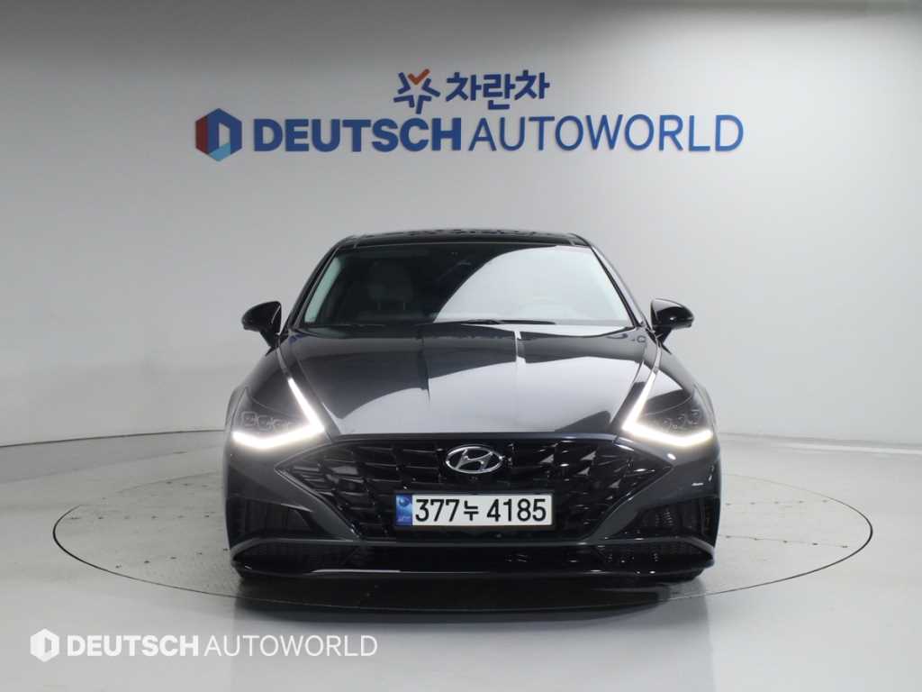 HYUNDAI Sonata - Vista 3