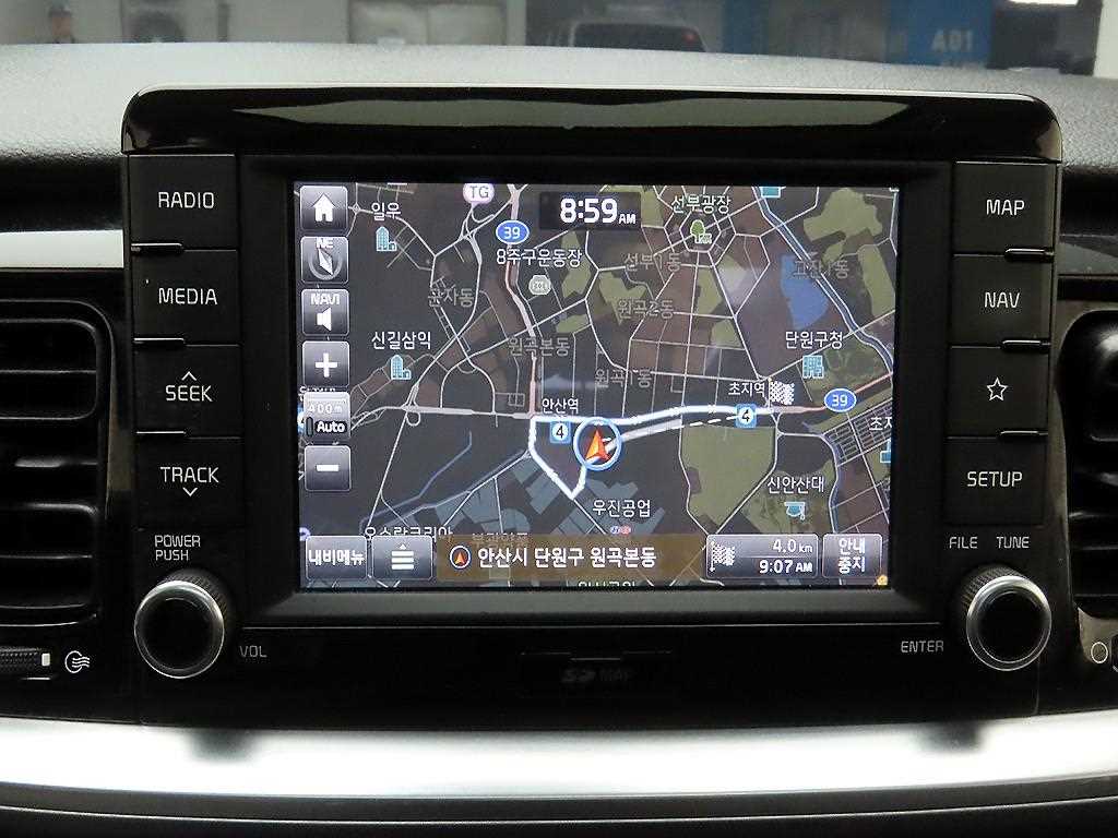 KIA Stonic - Vista 9