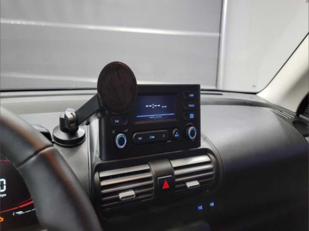HYUNDAI Casper - Vista 8