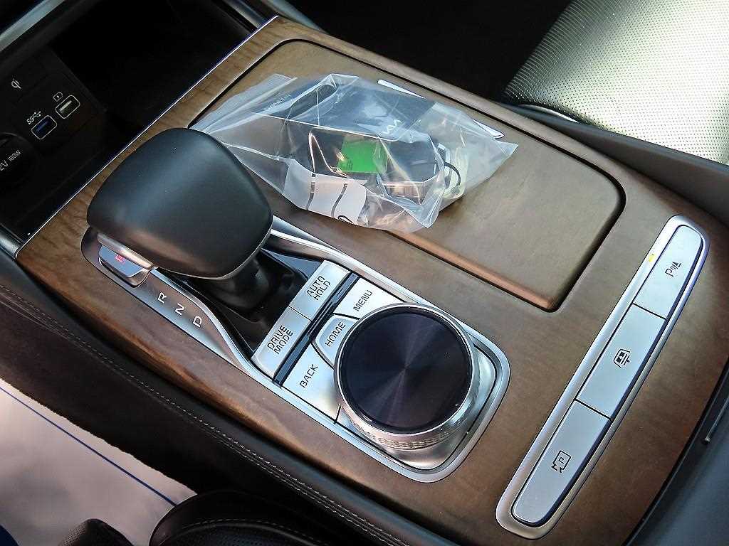 KIA K9 - Vista 11