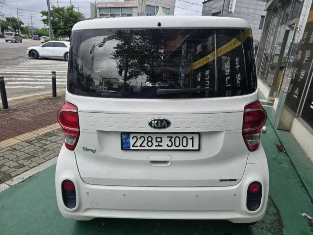 KIA Ray - Vista 3