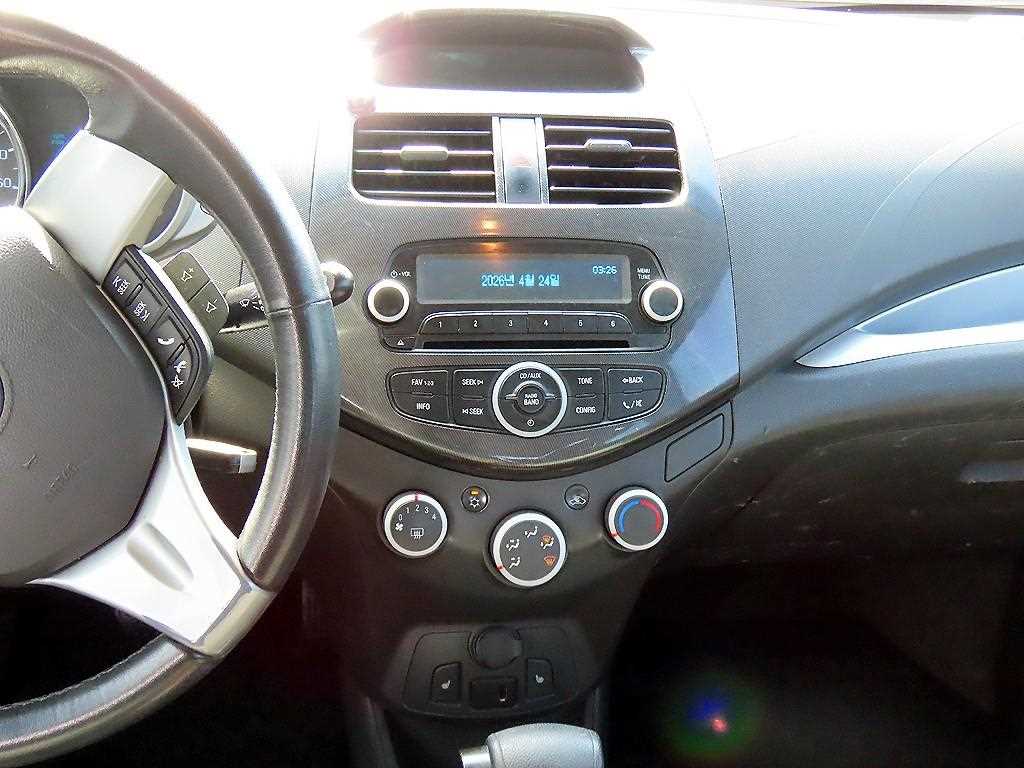 Chevrolet Spark - Vista 10