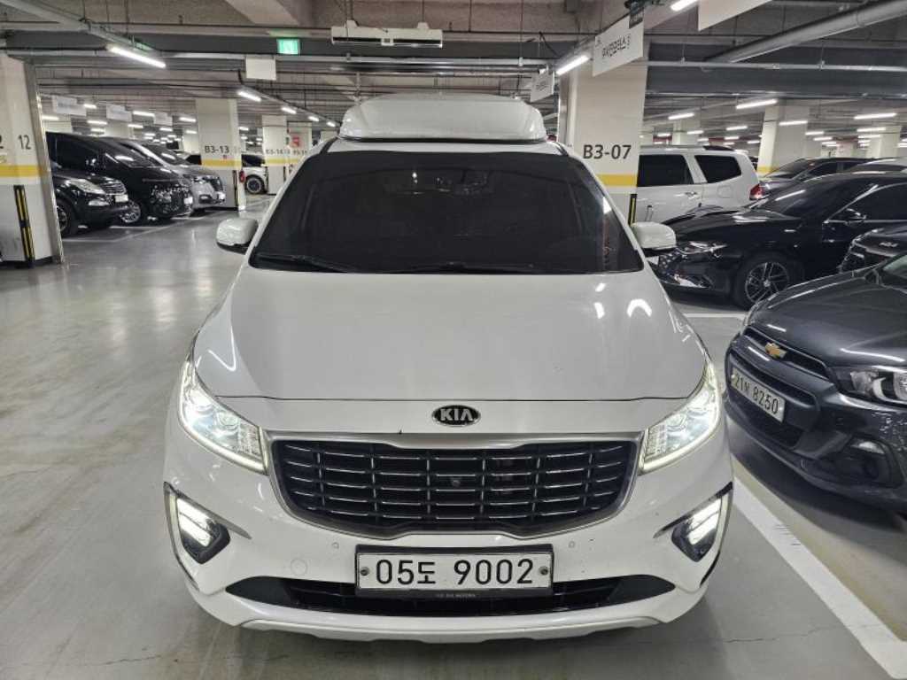 KIA Carnival 2019 Blanco - Importación desde Corea - HF Imports Iquique - Foto 1