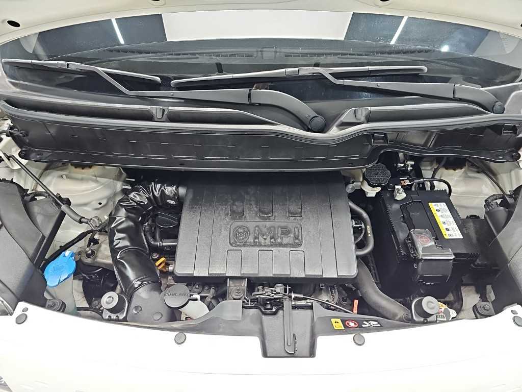 KIA Ray - Vista 5