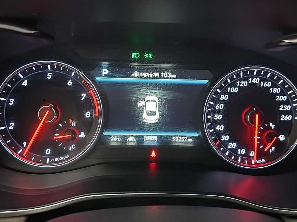 Genesis G70 - Vista 6