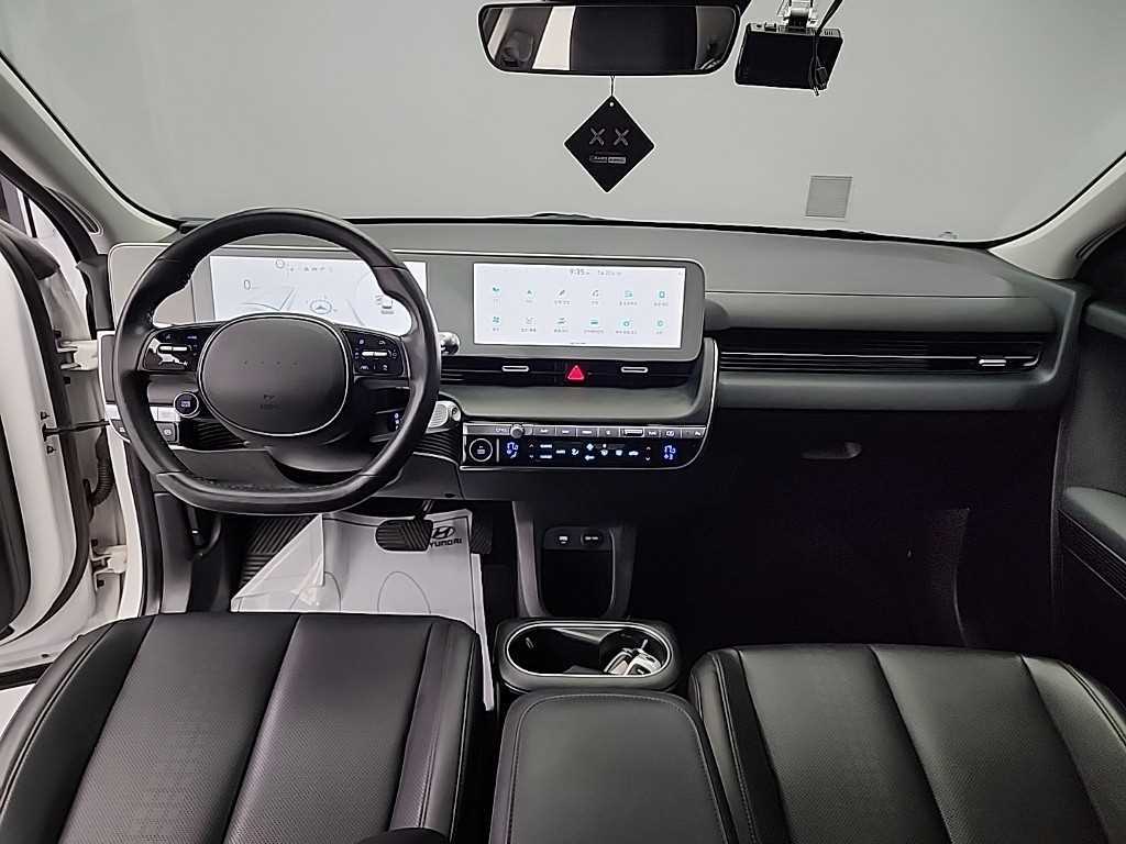 HYUNDAI Ioniq 5 - Vista 7