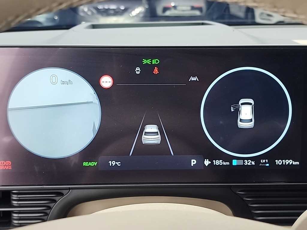 HYUNDAI Ioniq 5 - Vista 6
