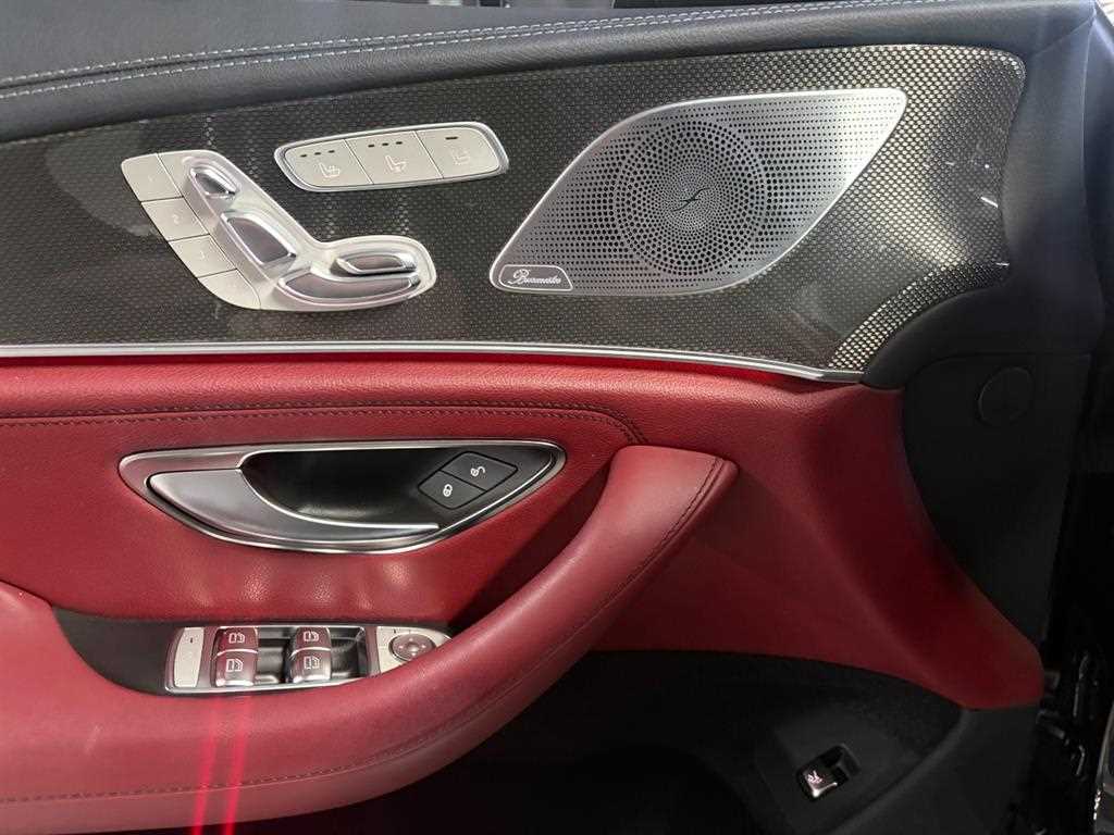 Mercedes Benz CLS Class - Vista 7