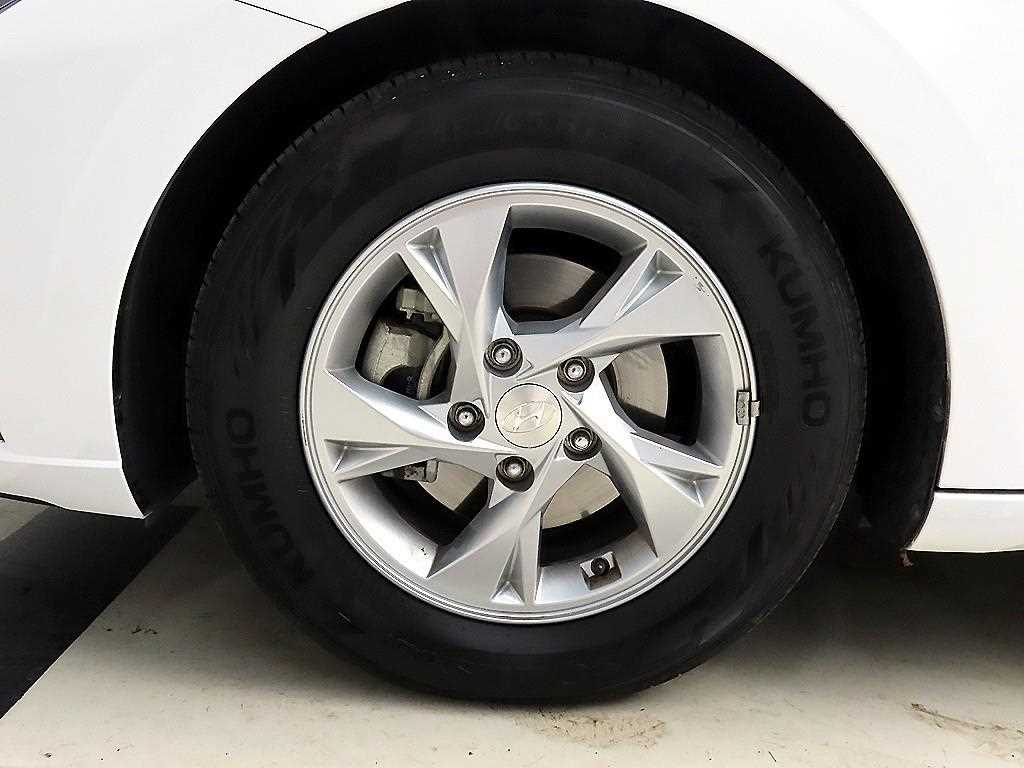 HYUNDAI Avante 2022 Blanco - Importación desde Corea - HF Imports Iquique - Foto 20