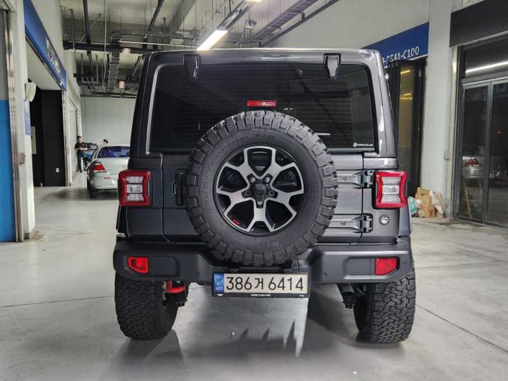 Jeep Wrangler - Vista 5