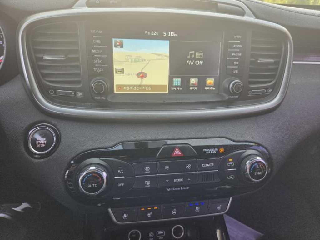 KIA Sorento - Vista 12