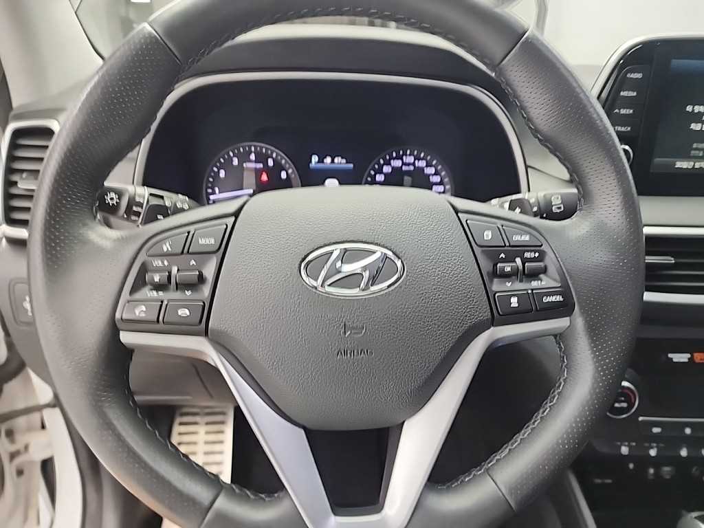 HYUNDAI Tucson - Vista 9