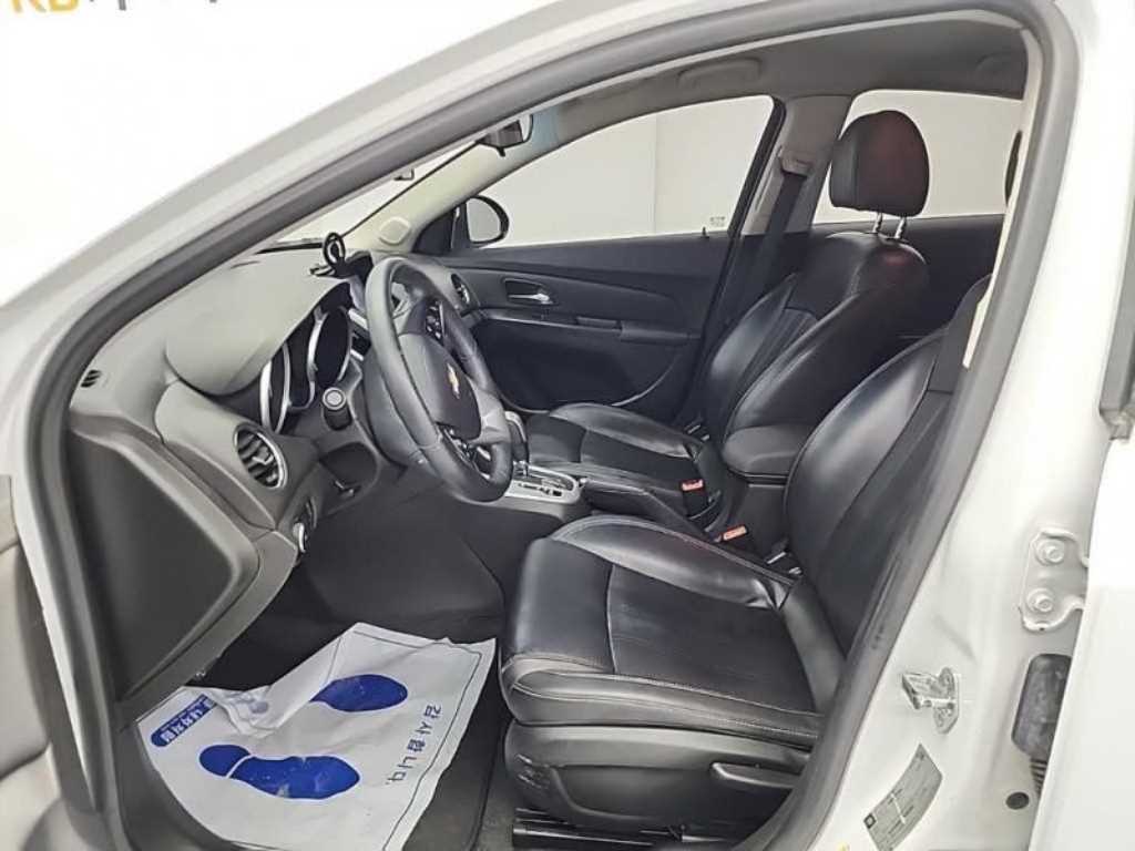 Chevrolet Cruise - Vista 10