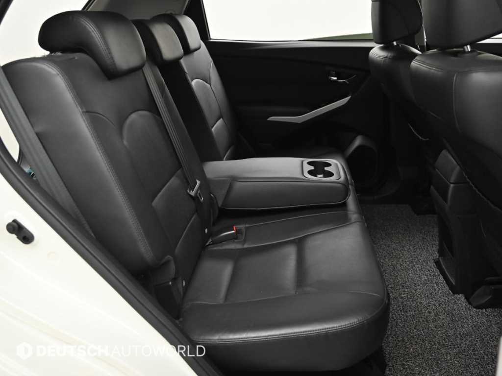 Ssangyong Korando - Vista 12