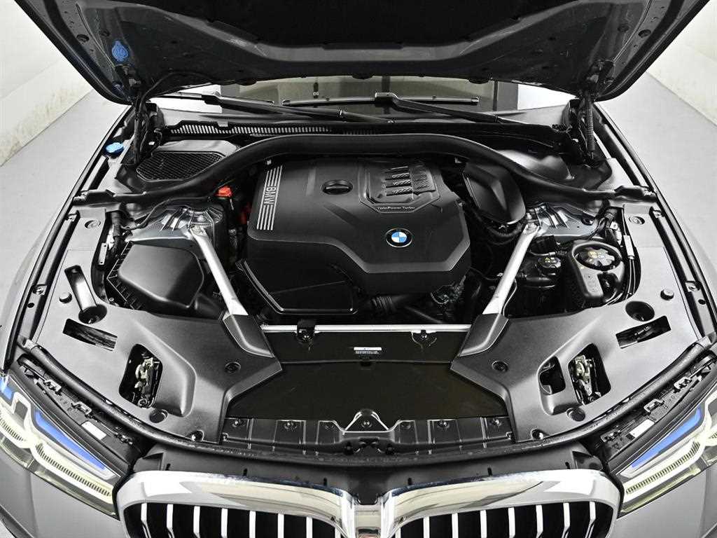 BMW 5 Series - Vista 5