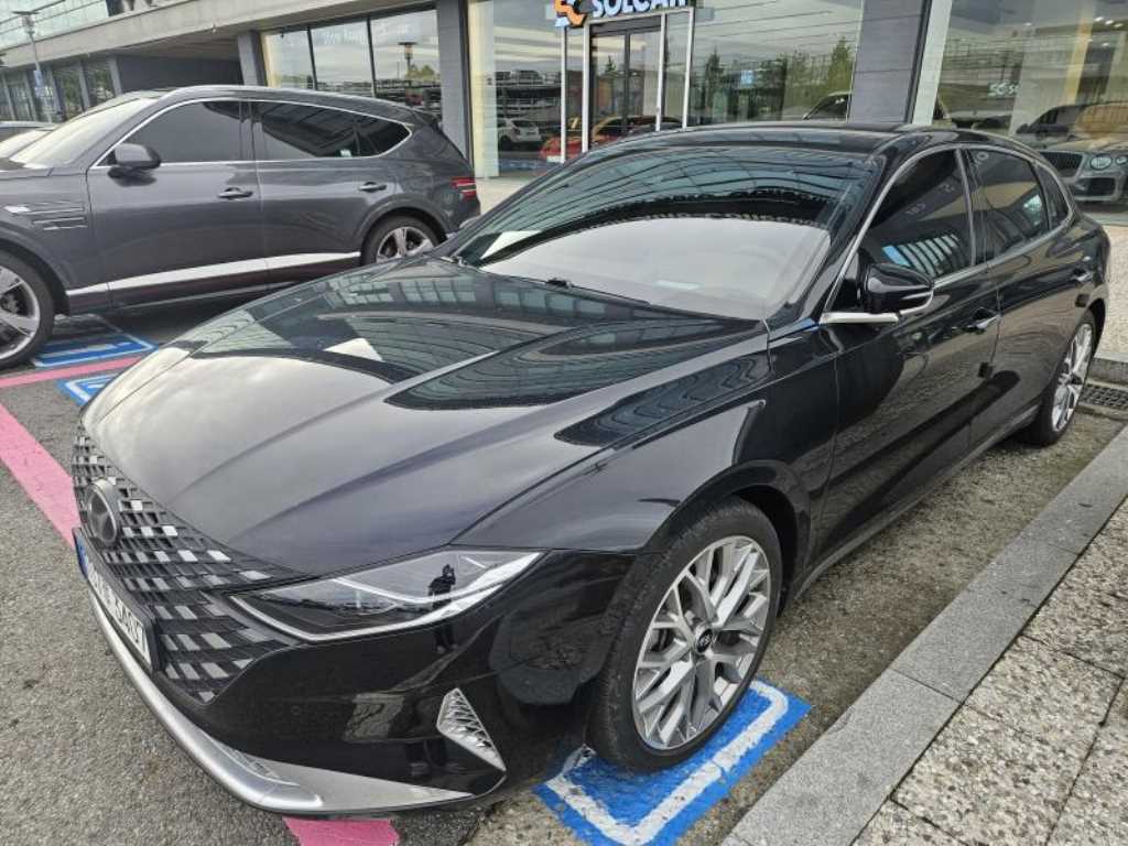 HYUNDAI Grandeur - Vista 2