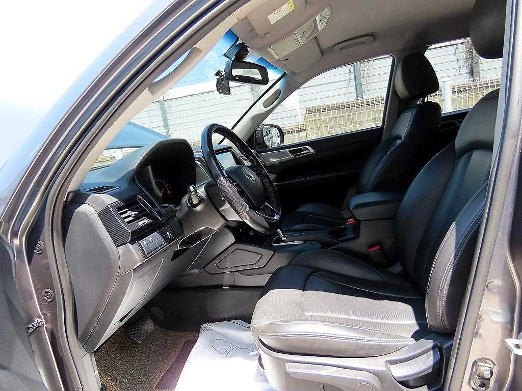 Ssangyong Rexton - Vista 5