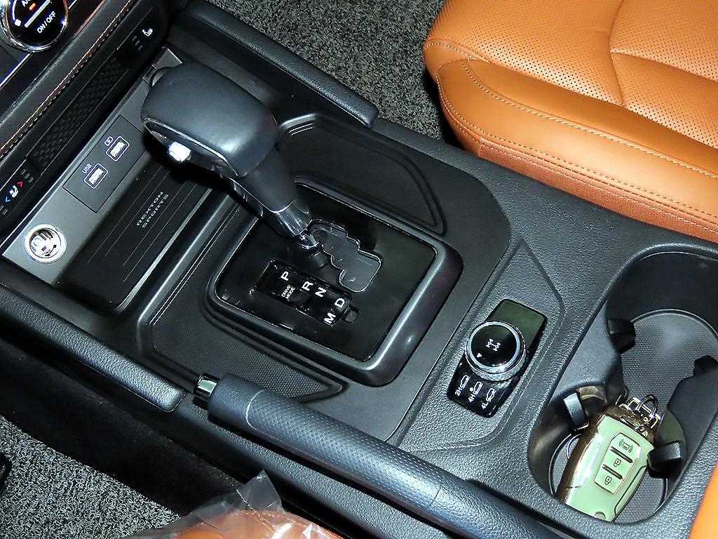Ssangyong Rexton - Vista 12