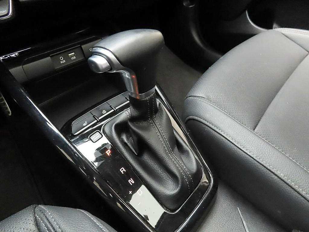KIA Stonic - Vista 10