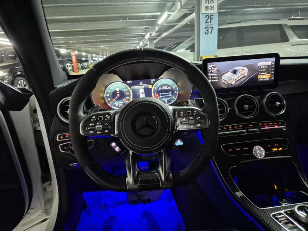 Mercedes Benz C Class - Vista 8