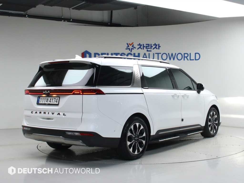 KIA Carnival - Vista 2