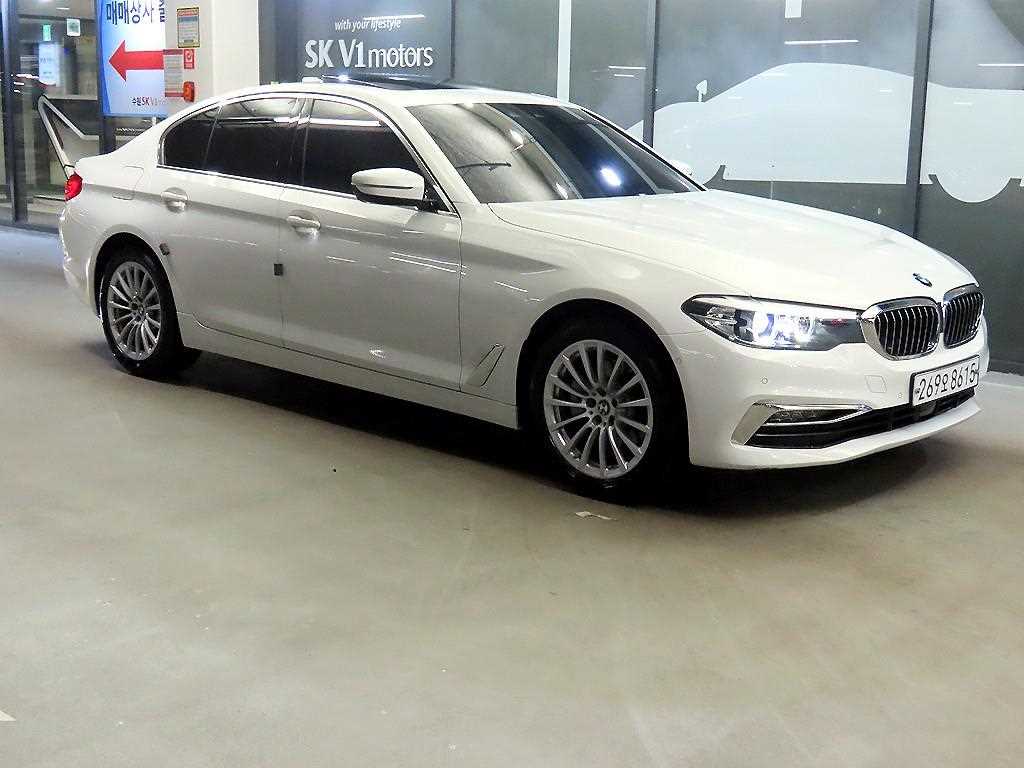 BMW 5 Series 2020 - Importación desde Corea - HF Imports Iquique - Foto 1