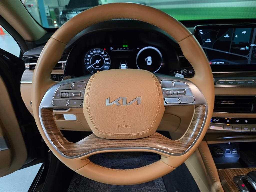 KIA K9 - Vista 11