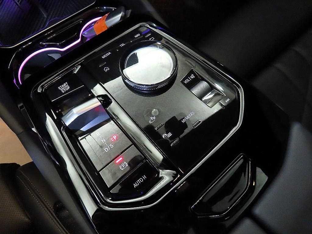 BMW 5 Series - Vista 12